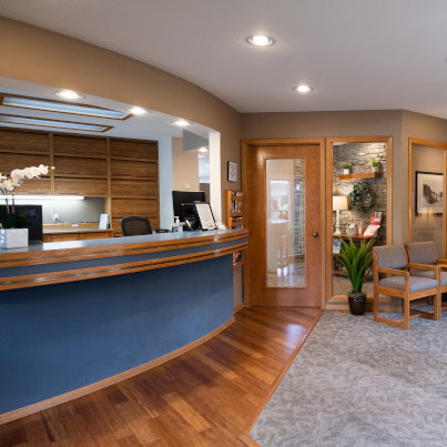 The front desk of Elliott Dentistry 